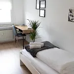 Apart63-modern-3room I Smart Tv I Free Parking I Free Wifi شقة *