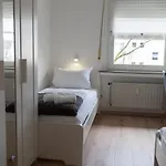 Apart63-modern-3room I Smart Tv I Free Parking I Free Wifi * هام