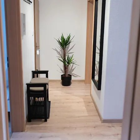 Apartment Apart63-modern-3room I Smart Tv I Free Parking I Free Wifi *